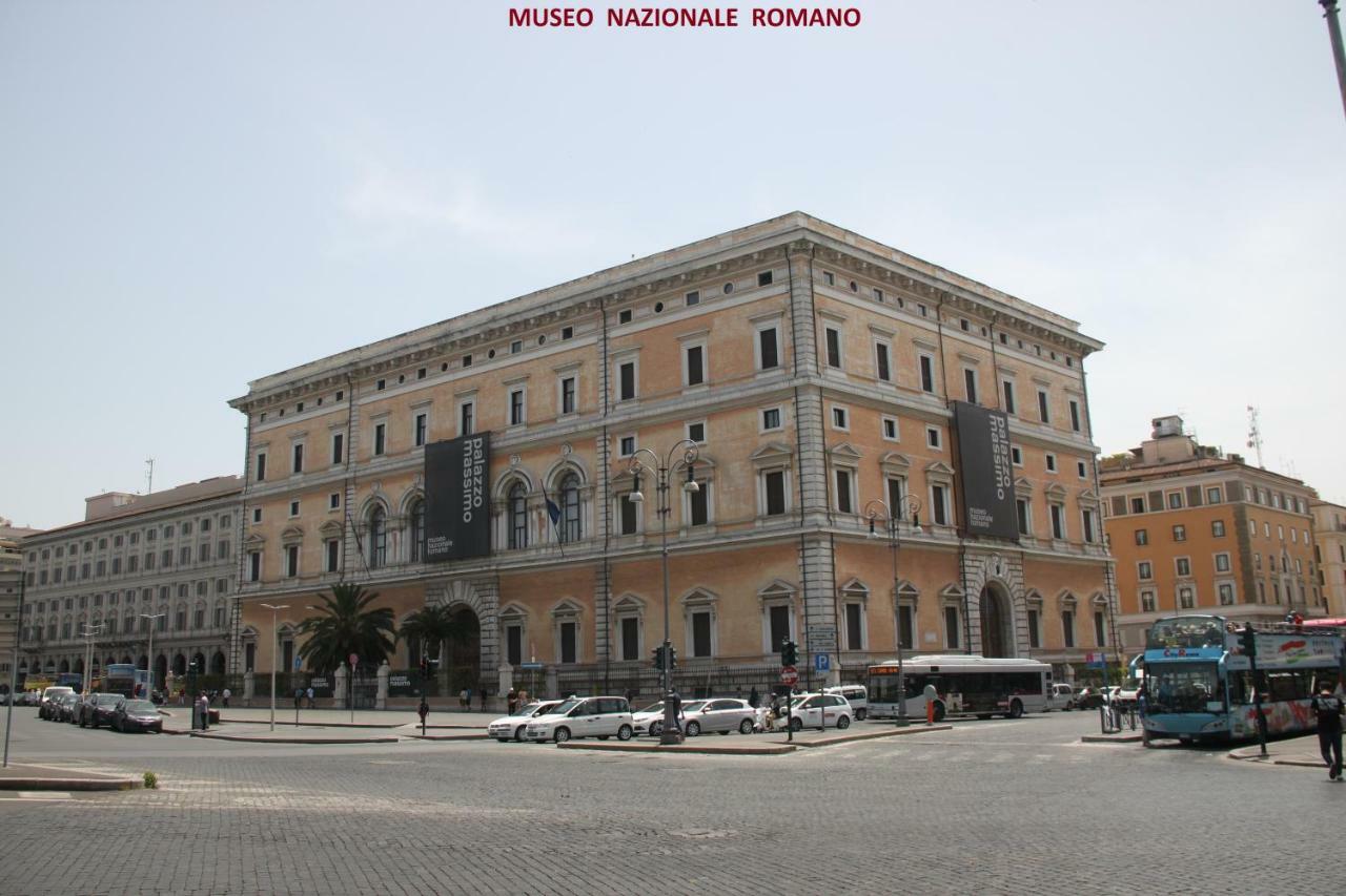 Roma Vespahouse Buitenkant foto